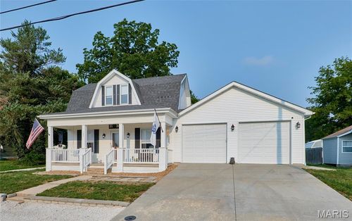105 N Three St, Marthasville, MO, 63357-1360 | Card Image