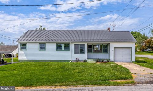 317 Ray St, PHILIPSBURG, PA, 16866-2735 | Card Image