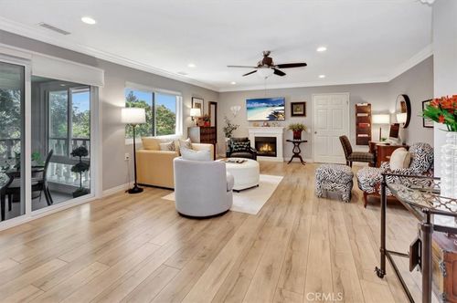 3b-2402 Via Mariposa W, Laguna Woods, CA, 92637-2278 | Card Image