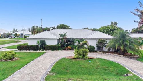 1577 Thumb Point Dr, Fort Pierce, FL, 34949-3526 | Card Image