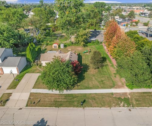 2185 Oakview Dr, Canton, MI, 48187-3140 | Card Image