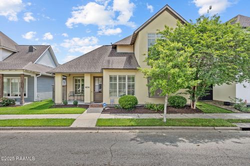404 Annaberg Dr, Youngsville, LA, 70592-5884 | Card Image