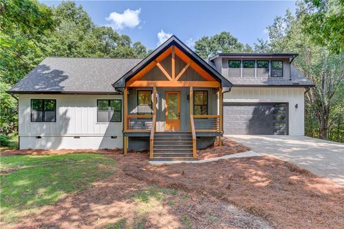 374 Academy Woods Dr, Jefferson, GA, 30549-7517 | Card Image