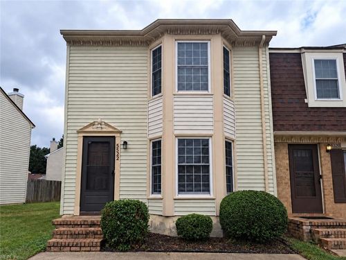 5522 Baccalaureate Dr, Virginia Beach, VA, 23462-7329 | Card Image
