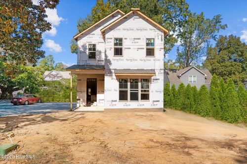 326 N Bennett St, Southern Pines, NC, 28387-4813 | Card Image