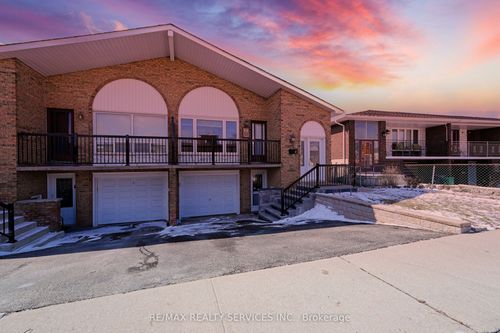 8 Cheryl Crt, Brampton, ON, L6V3C2 | Card Image
