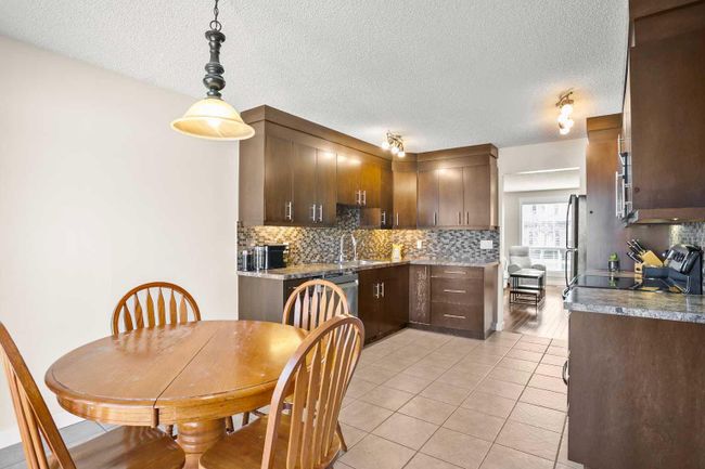 19 Erin Park Bay Se, Home with 4 bedrooms, 2 bathrooms and 2 parking in Calgary AB | Image 14