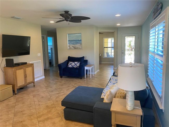 19155 Mangieri Street, House other with 2 bedrooms, 2 bathrooms and null parking in Venice FL | Image 6