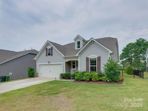 16108 Langston Dr, Charlotte, NC, 28278-7928 | Card Image
