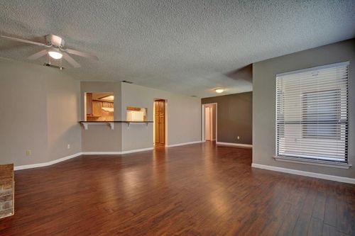 a-9204 Sedgemoor Trl, Austin, TX, 78748-5244 | Card Image