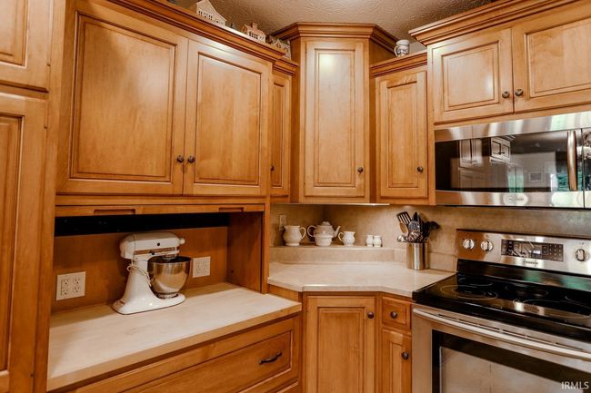6730 Pretty Prairie Rd, House other with 3 bedrooms, 2 bathrooms and null parking in Battle Ground IN | Image 11