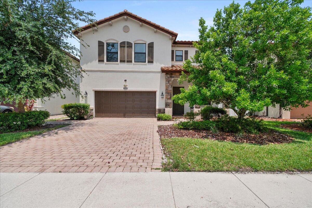 Residential Lease in Greenacres
