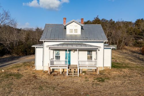 10997 Senedo Rd, MOUNT JACKSON, VA, 22842-2317 | Card Image