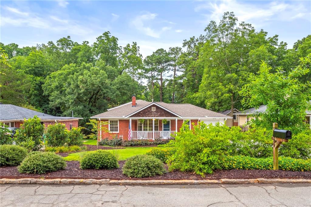 Camellia Dr, Decatur, GA 30032