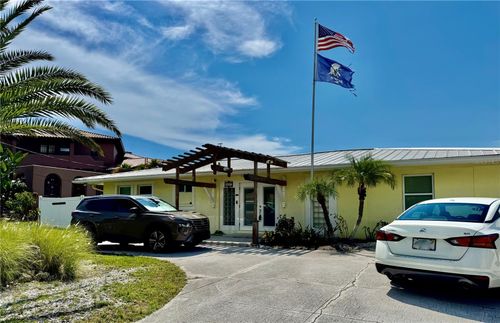 5207 Palmetto Point Dr, Palmetto, FL, 34221-8530 | Card Image