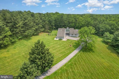 16222 Hampton Rd, Hamilton, VA, 20158-9413 | Card Image
