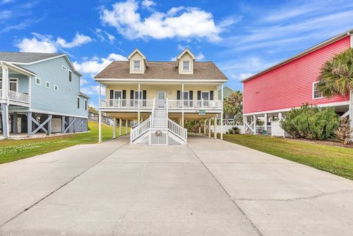 122 Seabreeze Dr, Murrells Inlet, SC, 29576-9039 | Card Image