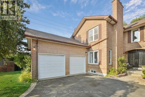 25 Strawberry Hills Drive, Toronto (Milliken), ON, M1V3X9 | Card Image