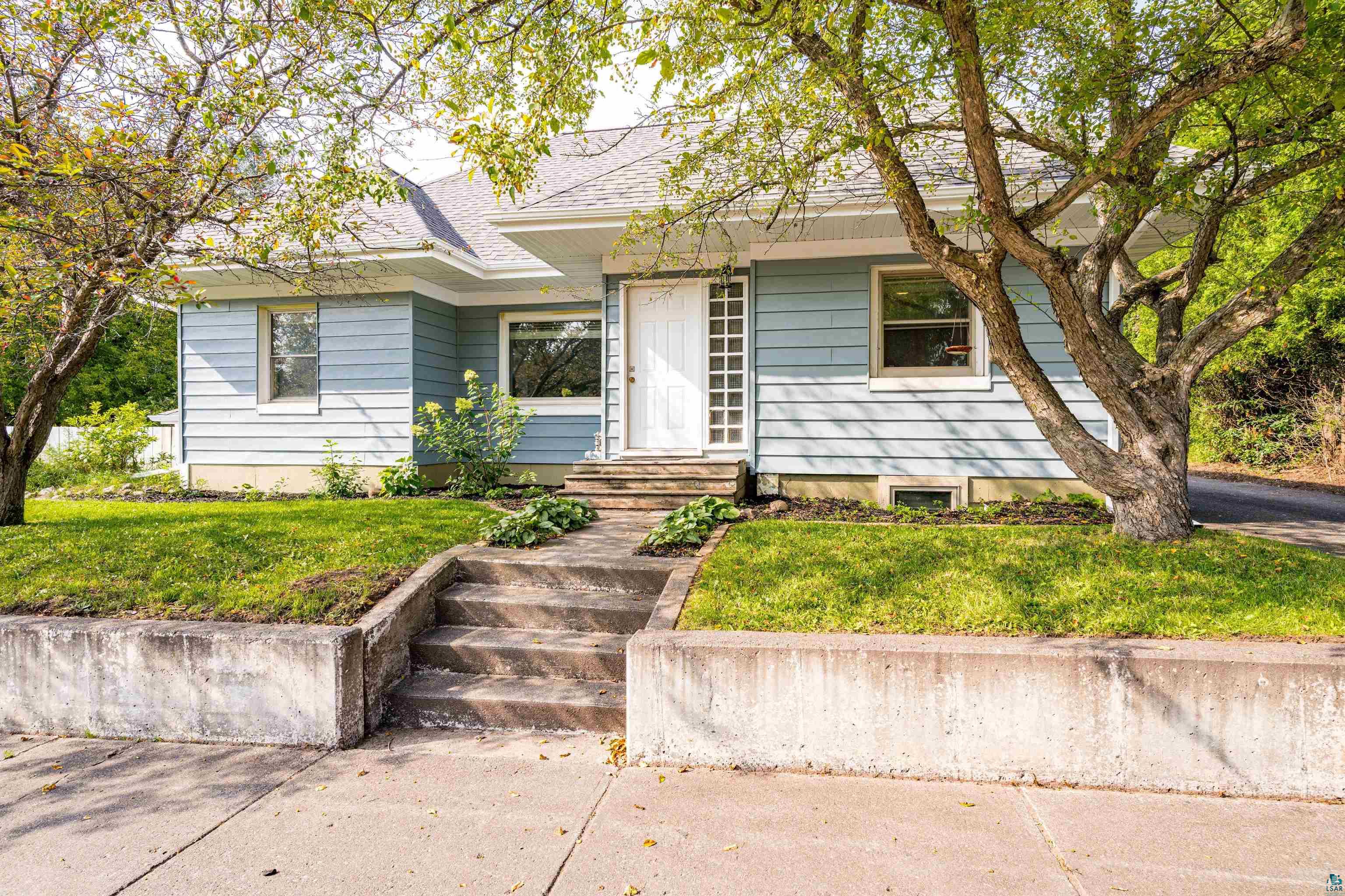 Doddridge Ave, Cloquet, MN 55720