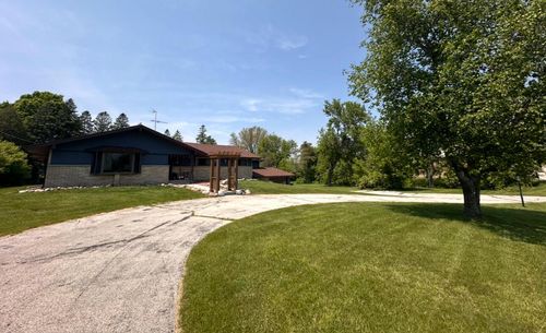 1420 Woodland Road, Kohler, WI, 53044 | Card Image