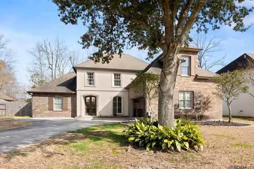 16456 Long Lake Dr, Prairieville, LA, 70769-4294 | Card Image