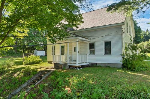 169 E Main St, Tilton, NH, 03276-5121 | Card Image