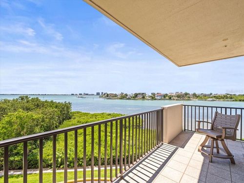apt-203-4 Belleview Blvd, BELLEAIR, FL, 33756-1958 | Card Image