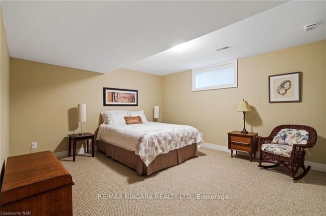 8 Woodbine Ave, House other with 3 bedrooms, 2 bathrooms and 2 parking in Saint Catharines ON | Image 22