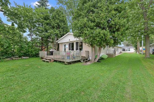 N10286 Gulig Road, CALUMET, WI, 53049 | Card Image