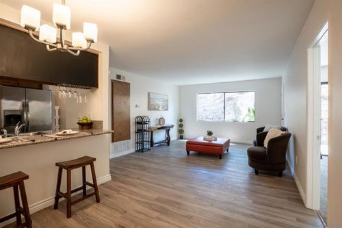 21-7845 Golfcrest Dr, San Diego, CA, 92119-1257 | Card Image