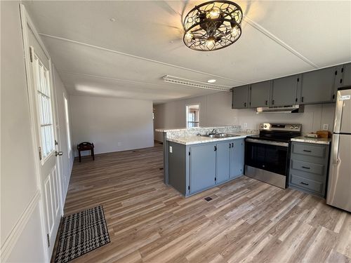 6 Lane 1, Coventry, RI, 02816-7030 | Card Image