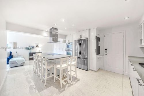 3k-290 Sunrise Dr, Key Biscayne, FL, 33149-2189 | Card Image
