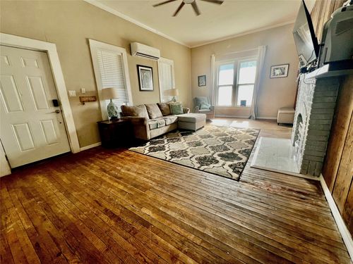 1500 Harrell Ave, Cisco, TX, 76437-2517 | Card Image