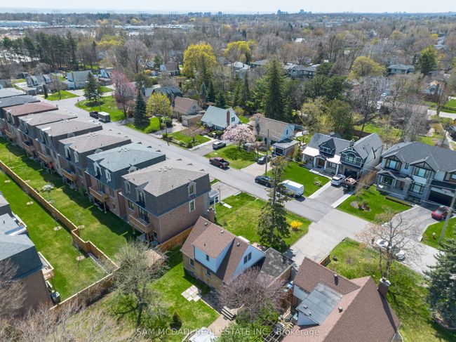 2127 Primate Rd, House other with 2 bedrooms, 2 bathrooms and 4 parking in Mississauga ON | Image 39