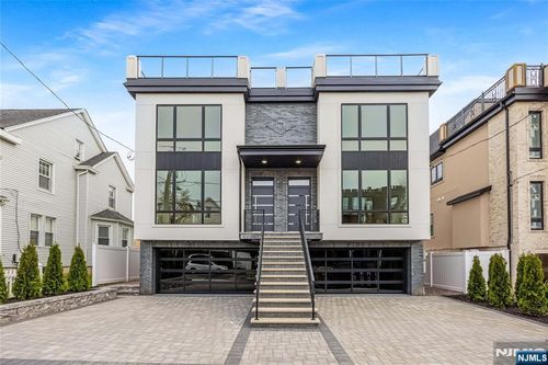 49 Lincoln Ave, Cliffside Park, NJ, 07010-3039 | Card Image