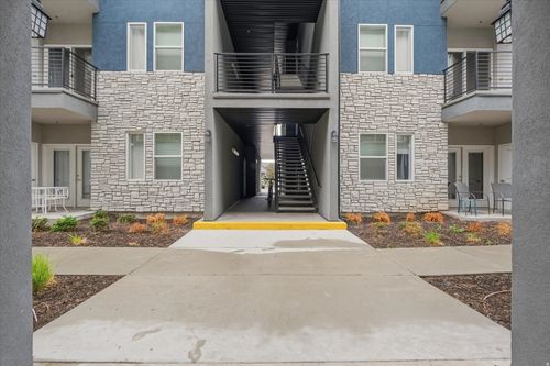 l202-475 W 60 S, Providence, UT, 84332-6738 | Card Image
