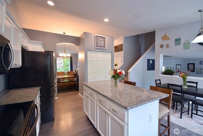 15437 104 Th Way Se, House other with 4 bedrooms, 3 bathrooms and 2 parking in Yelm WA | Image 13