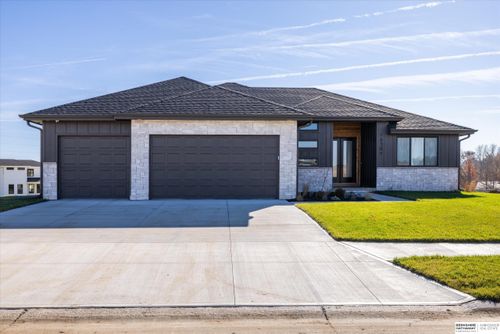 10811 S 219th St, Gretna, NE, 68028-6016 | Card Image