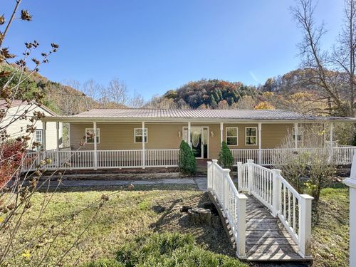 25602 Narrows Rd, South Bloomingville, OH, 43152-9722 | Card Image