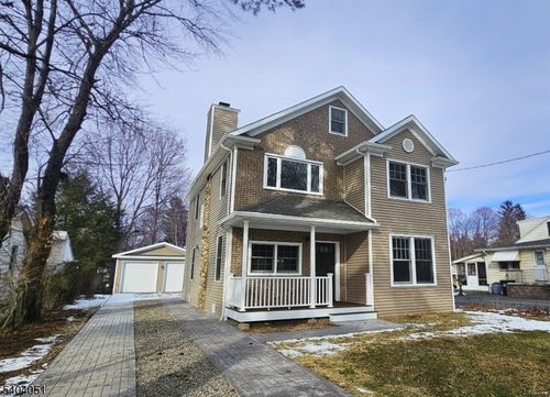 27 Forest Rd, Budd Lake, NJ, 07828-2121 | Card Image