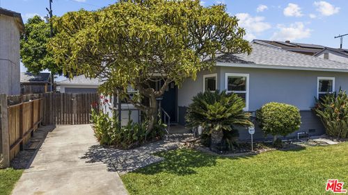 12817 Blodgett Avenue, Downey, CA, 90242 | Card Image