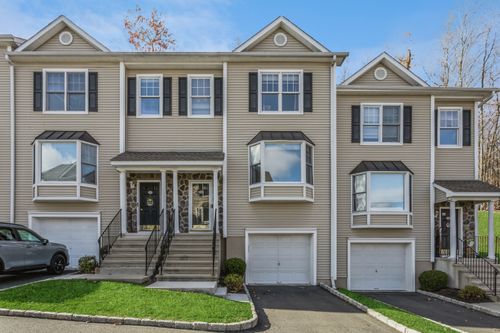 902-15 Scuppo Road, Danbury, CT, 06811 | Card Image