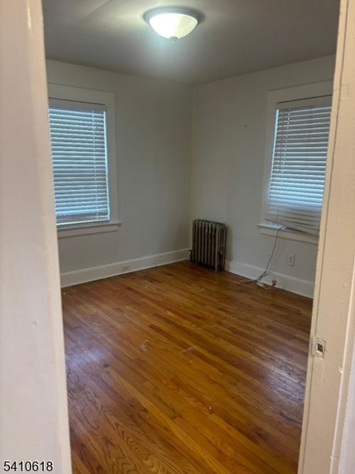 138 Cedar Hill Ave, Belleville, NJ, 07109-2035 | Card Image