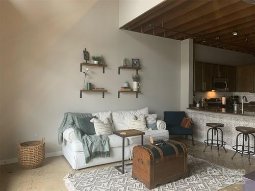 3612 Artists Way, Charlotte, NC, 28205-1253 | Card Image