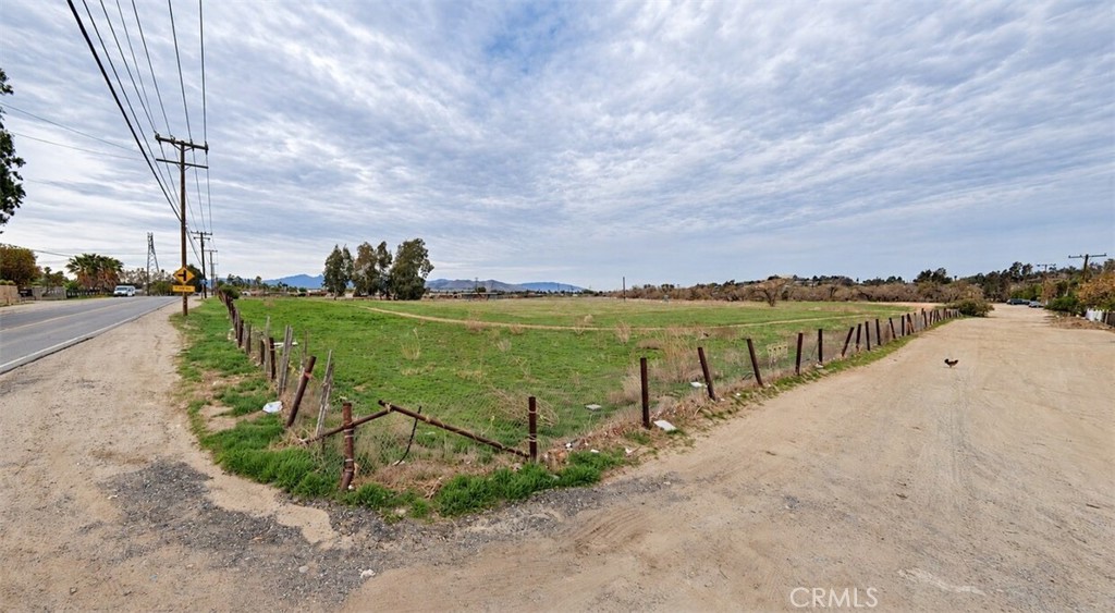 Commercial Lease in Riverside 4