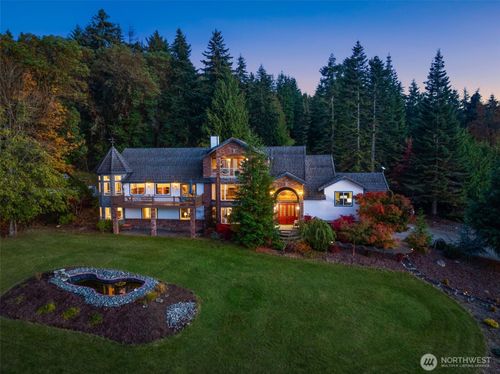 811 Fox Hollow Rd, Sequim, WA, 98382-3878 | Card Image