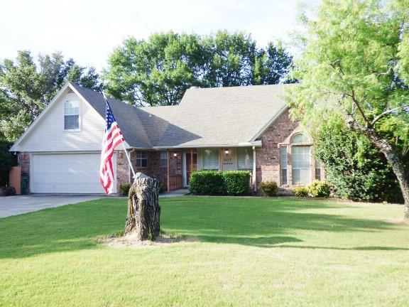 Half Moon Way, Runaway Bay, TX 76426