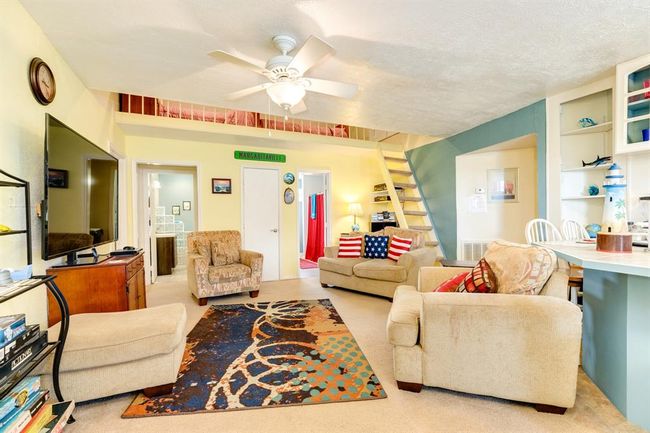 211 Pompano Ln, House other with 4 bedrooms, 3 bathrooms and null parking in Surfside Beach TX | Image 18