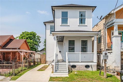 829 Vallette St, New Orleans, LA, 70114-4348 | Card Image