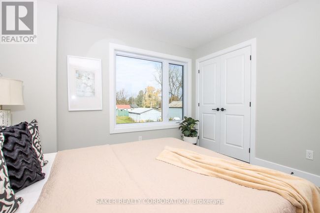 587 Regent St, Townhouse with 3 bedrooms, 3 bathrooms and 3 parking in Mount Brydges ON | Image 17